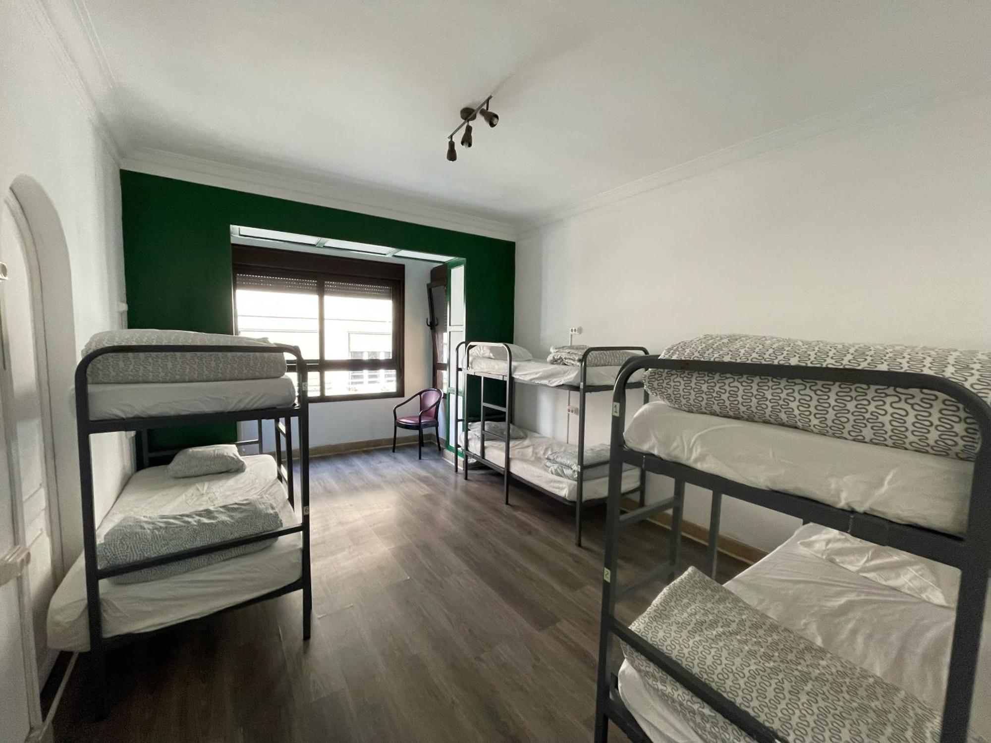 Tarragona Hostel Hostal *