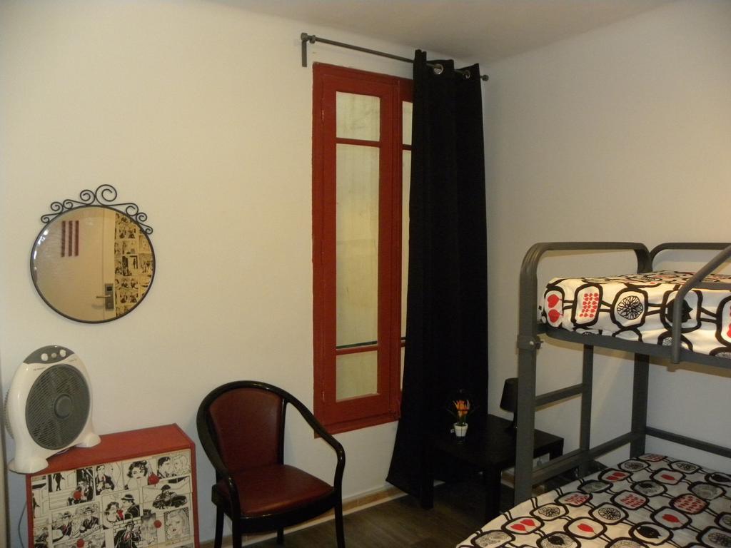 Hostal Tarragona Hostel *